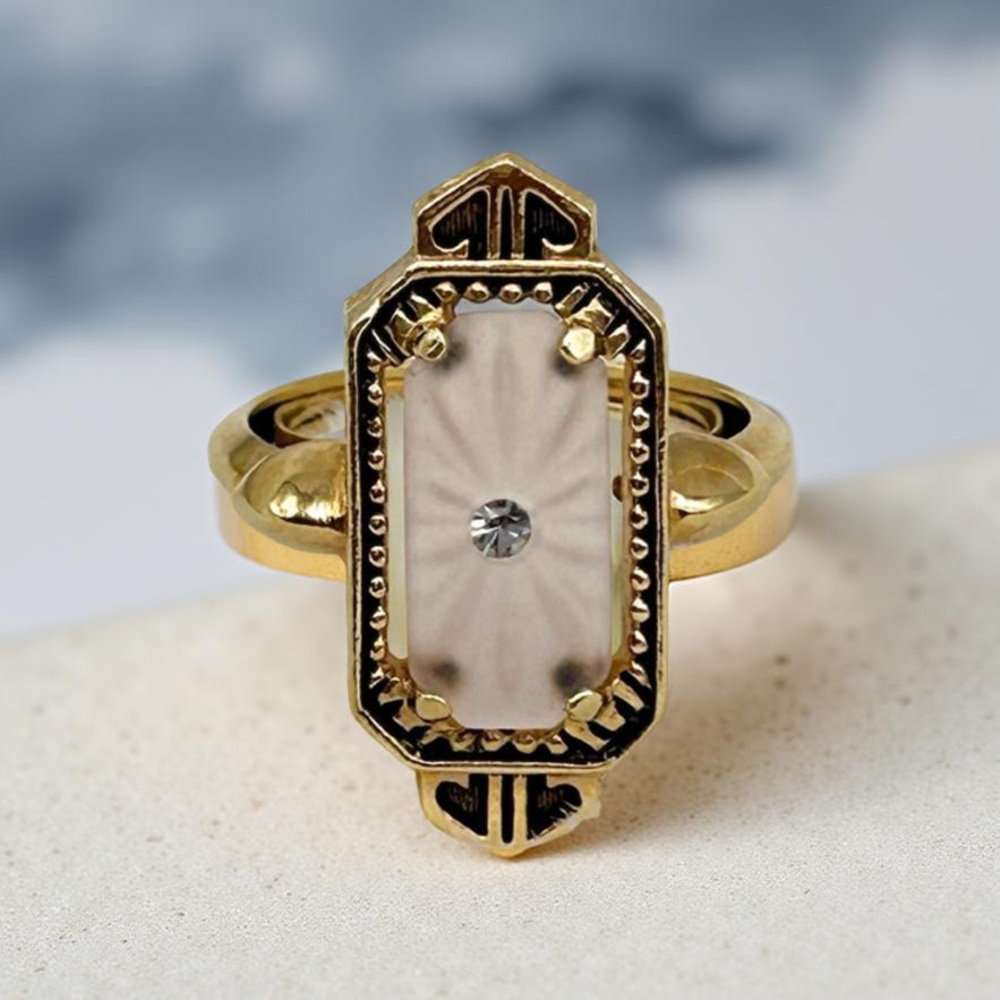 ✨ Vintage ‘Frostlights’ Art Deco Camphor Glass Gold Tone Ring – Size 7.5 ✨ - Picture 6 of 16